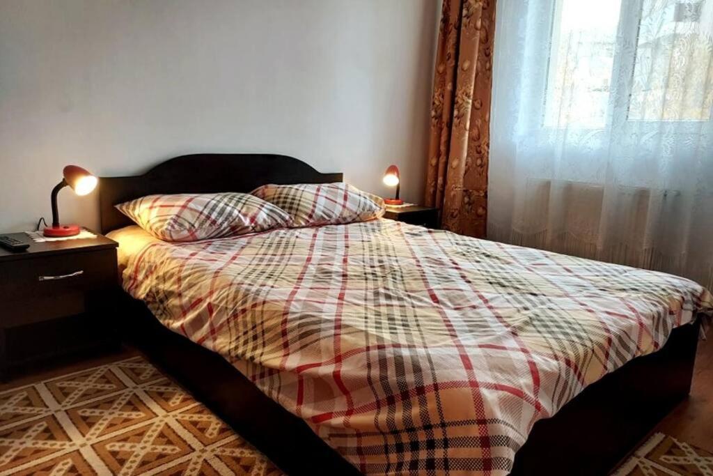 Spacious Flat, With Free Parking & Air Conditioning Floreşti Eksteriør bilde